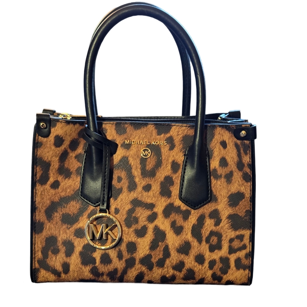 Michael Kors handbag for women Sheila satchel medium